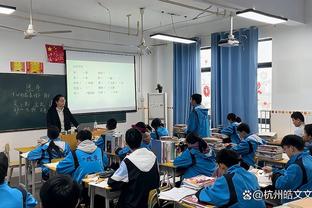 1977-78赛季以来 保罗赛季前15场115+助&失误不多于18次 历史首人